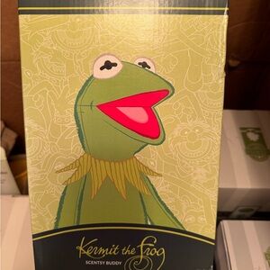 BNIB Kermit the frog Scentsy buddy the muppets scent pak included